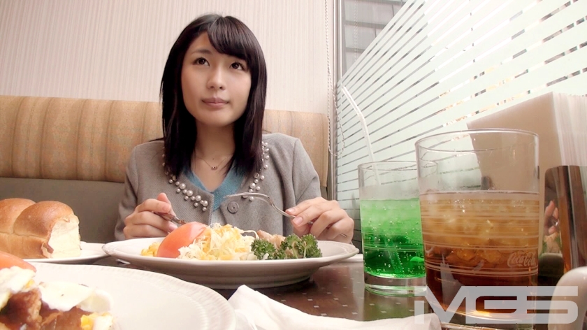 261ARA-045 募集ちゃん 041 りの 20歳 牛丼屋店員 (1)