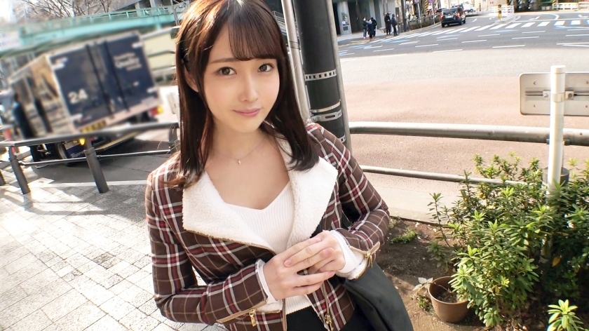 261ARA-528 【超美少女】【アイドル級】みつきちゃん登場！彼女の応募理由は『彼氏に対しての当て付けw』彼氏がかまってくれないので自分アピールにAV撮影！こんなエロい私を見て～w【色… (1)