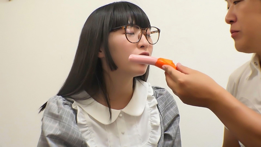 016HEZ-392 メガネ外したら「何も見えな~い」超ド近眼女子にエッチな悪戯 女友達にギン勃ちしちゃったボクはハメを外して生ハメ中出ししちゃってマジ気まZッ!! (8)