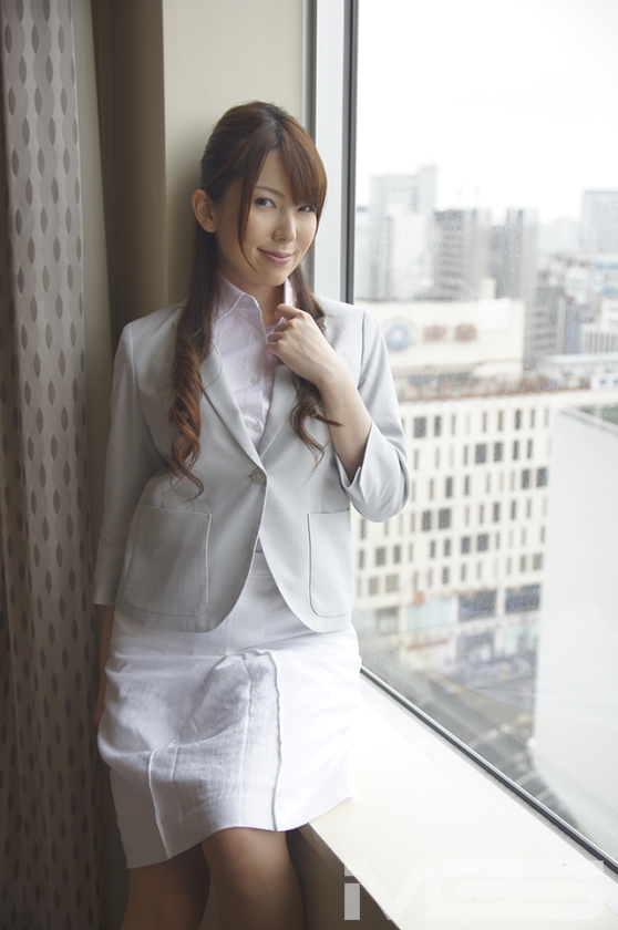 016SHE-104 街ナンされた身近でHな素人娘 ベストセレクション 4時間 2 (7)