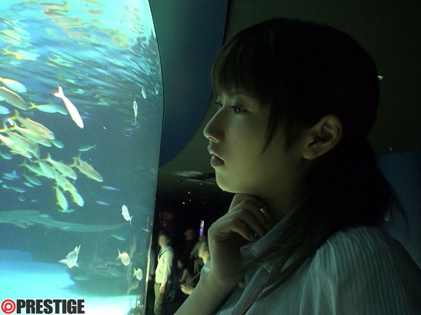 LOO-002 年下の彼女 2 【MGSだけの特典映像付】 +20分 (1)