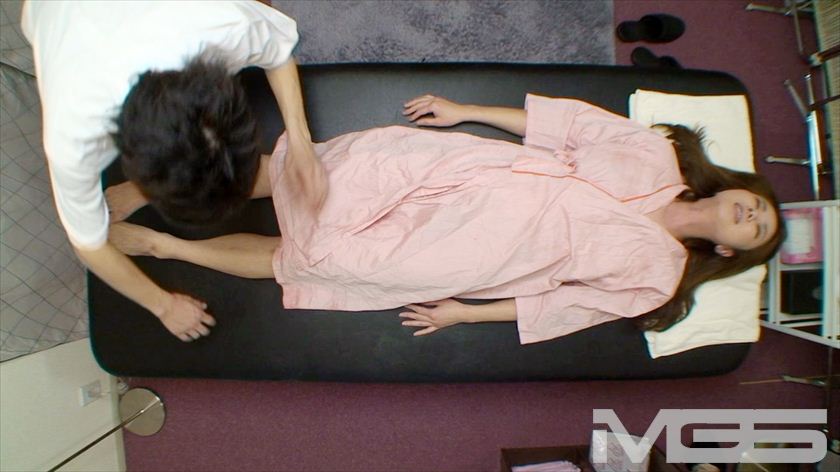 OVER-062の女優は誰？｜素人AV体験撮影72（隠し撮り編）