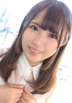 SIRO-4792の女優は和久井美兎｜【初撮り】【S級美人看護師】【クンニで絶叫逝き】品のある立振る舞いにアイドル級のルックスを持った現役看護師を発掘。脱がせてみるとカラダもハイスペック過ぎて、性感帯の敏…